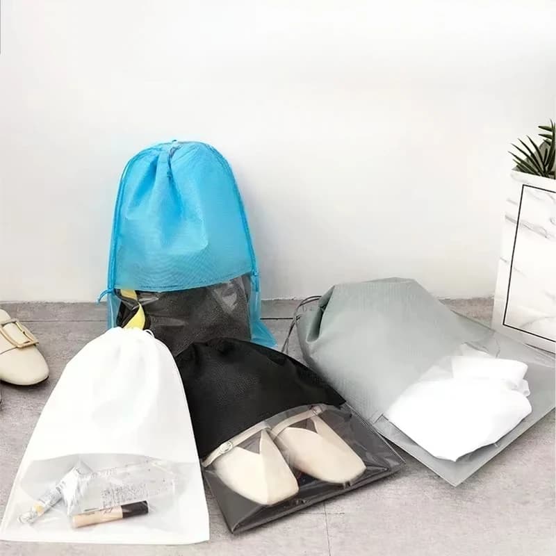 Sacos de cordão não tecidos esportes viagem armazenamento à prova de poeira sacos de cordão de poliéster transporte rápido viagem requintado mochila saco