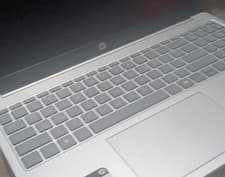 HP Notebook 15-fc6056nr Ryzen 5 7540u Series 8GB ram 15.6" 512 SSD silver